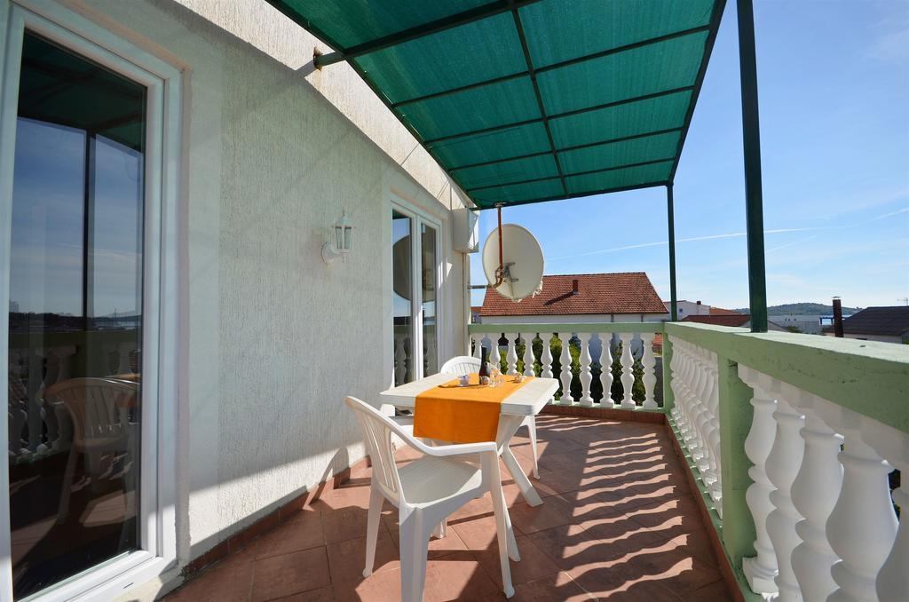 Apartments Nada Vodice Exterior photo
